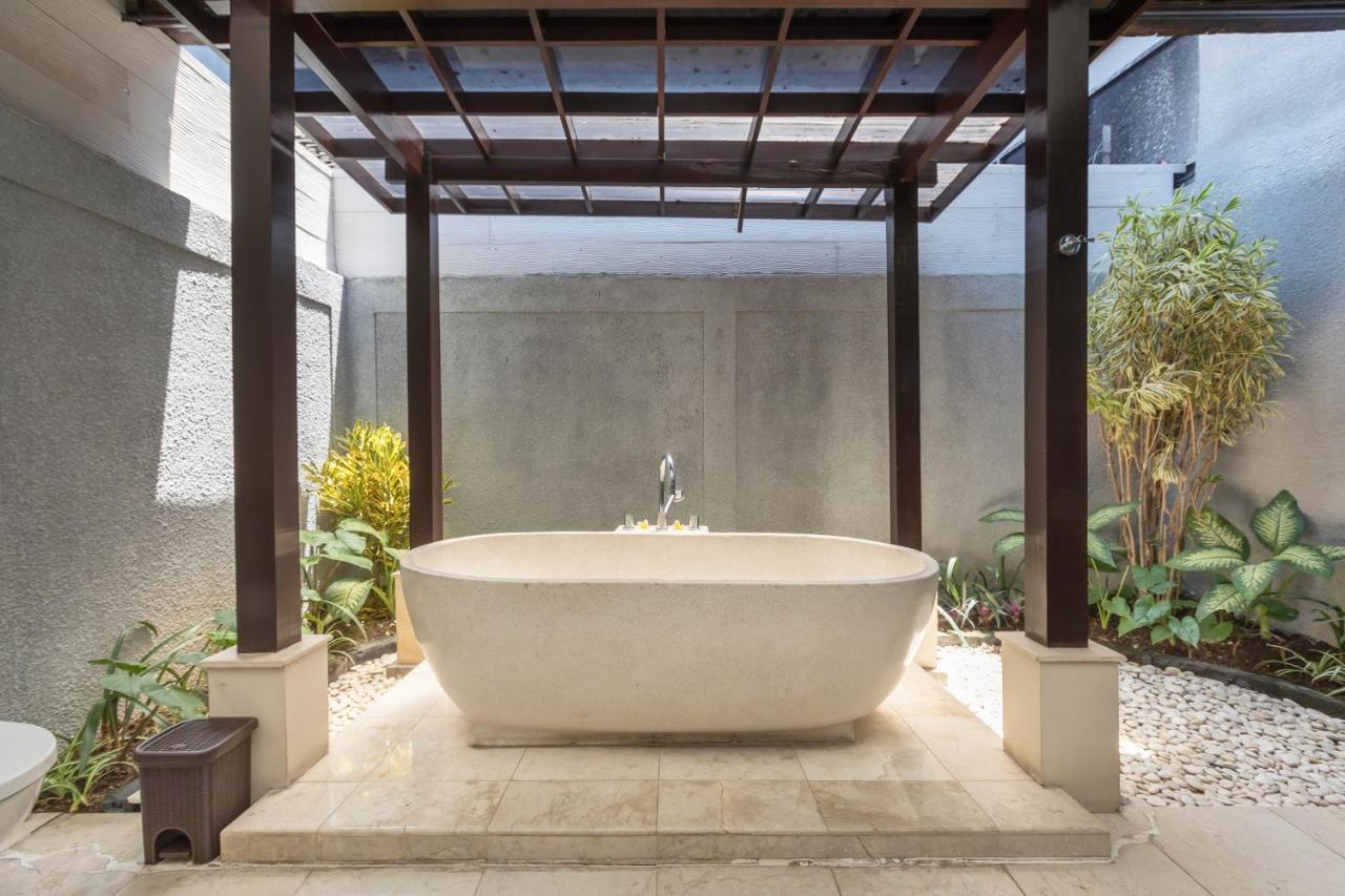 Villa Litera Seminyak Exterior foto